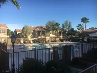 Photo #2: 2400799 Listing