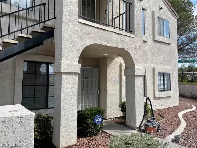 MLS: 2400820 Condo For Sale