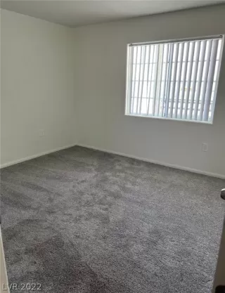 Photo #6: 2400822 Listing