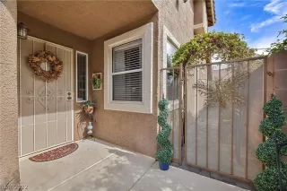 Photo #3: 2400829 Listing 
