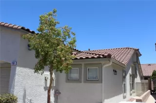 Photo #1: 2400857 Listing 