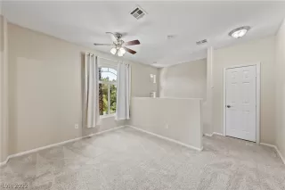 Photo #1: 2400879 Listing 