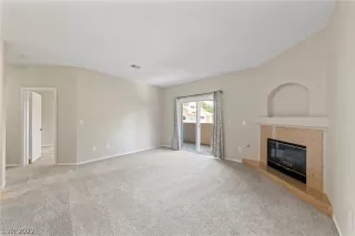 Photo #2: 2400879 Listing 