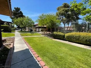 Photo #2: 2400985 Listing