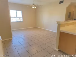 Photo #1: 2401015 Listing 