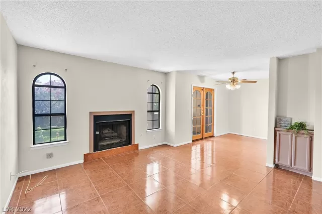 MLS: 2401019 Condo For Sale