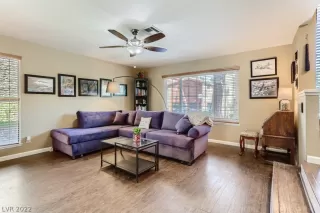 Photo #1: 2401034 Listing