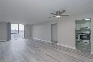 Photo #1: 2401100 Listing 