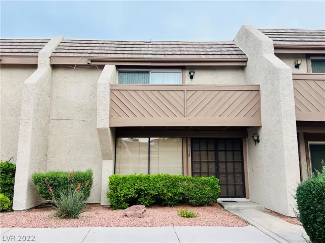 MLS: 2401129 Condo For Sale