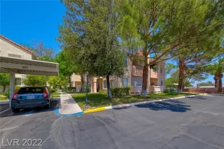 Photo #2: 2401169 Listing