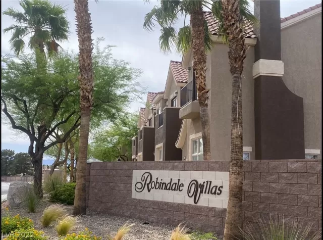 MLS: 2401217 Condo For Sale