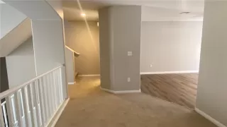 Photo #5: 2401217 Listing 