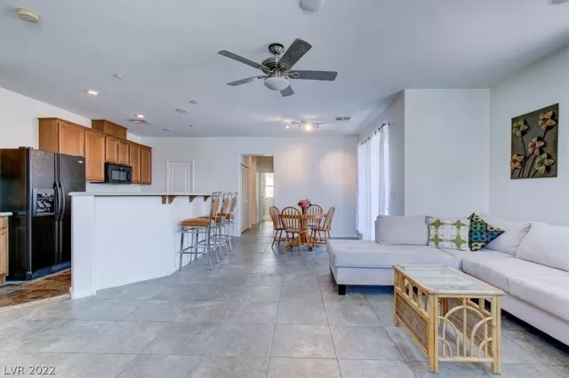 MLS: 2401221 Condo For Sale