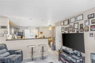 Photo #2: 2401234 Listing