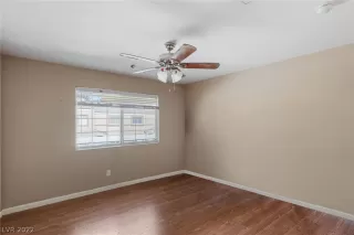 Photo #4: 2401234 Listing