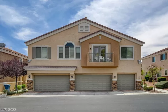 MLS: 2401235 Condo For Sale