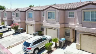 Photo #1: 2401252 Listing