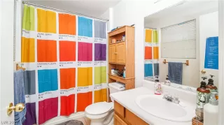 Photo #6: 2401252 Listing