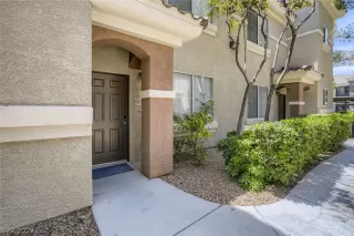 Photo #1: 2401307 Listing 