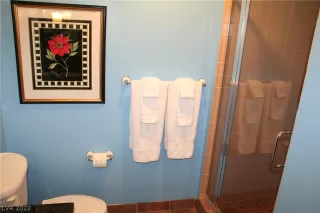 Photo #6: 2401427 Listing 