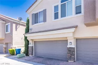 Photo #1: 2401478 Listing