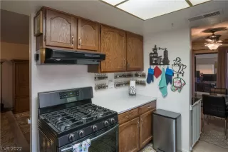 Photo #2: 2401554 Listing 