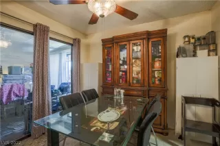 Photo #5: 2401554 Listing 