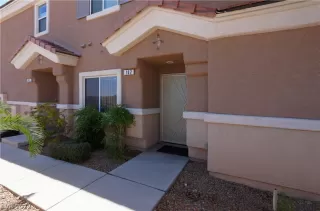 Photo #1: 2401586 Listing