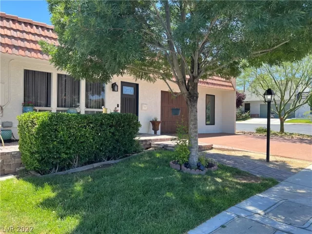 MLS: 2401651 Condo For Sale