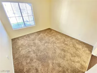 Photo #6: 2401655 Listing 