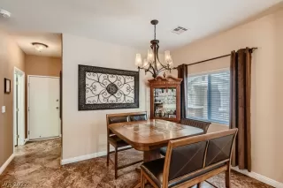 Photo #2: 2401753 Listing