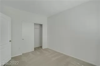 Photo #6: 2401754 Listing 