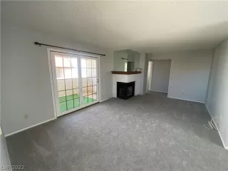 Photo #1: 2401804 Listing