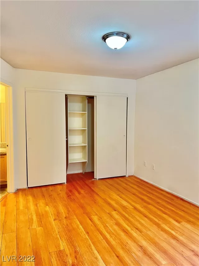 MLS: 2401893 Condo For Sale