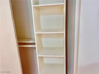 Photo #6: 2401893 Listing 