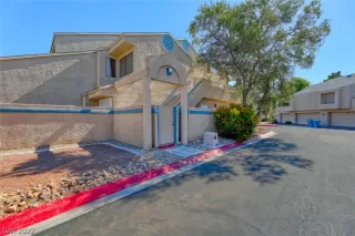 Photo #2: 2401903 Listing