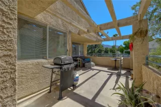 Photo #6: 2401903 Listing