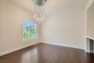 Photo #6: 2401934 Listing 