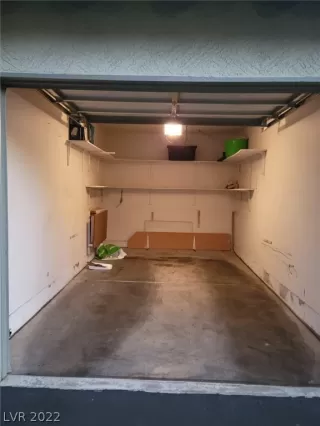 Photo #6: 2401958 Listing