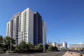 Photo #1: 2401996 Listing