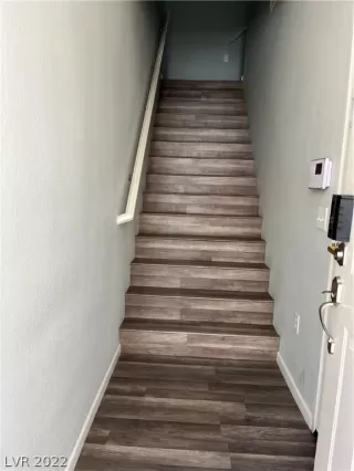 Photo #2: 2402071 Listing 