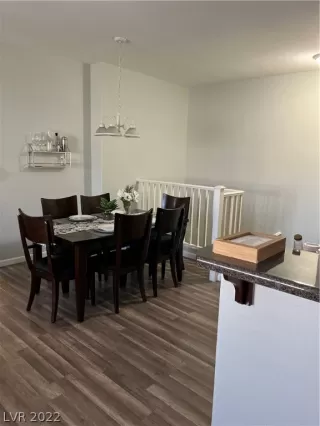 Photo #6: 2402071 Listing 