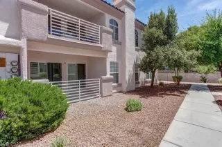 Photo #2: 2402242 Listing 