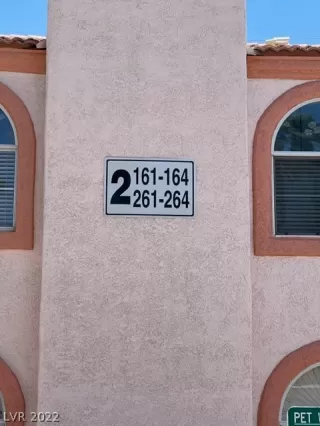 Photo #2: 2402264 Listing