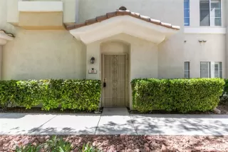 Photo #2: 2402290 Listing 