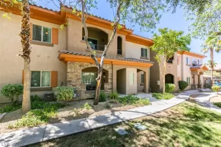 Photo #1: 2402353 Listing