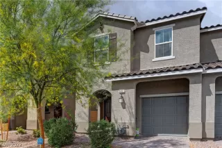 Photo #1: 2402376 Listing