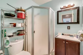 Photo #3: 2402419 Listing 