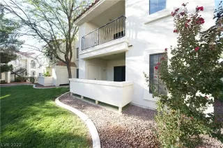 Photo #1: 2402473 Listing 