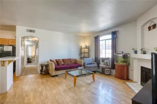 Photo #1: 2402525 Listing